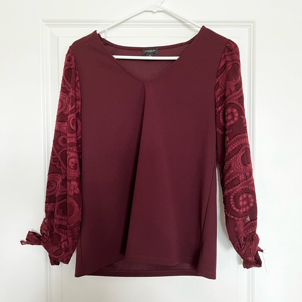 Ann Taylor Long Sleeve Tie Top - XS - Maroon